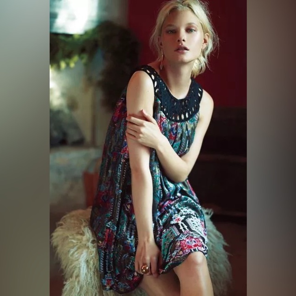 ANTHROPOLOGIE ~ MOULINETTE SOEURS